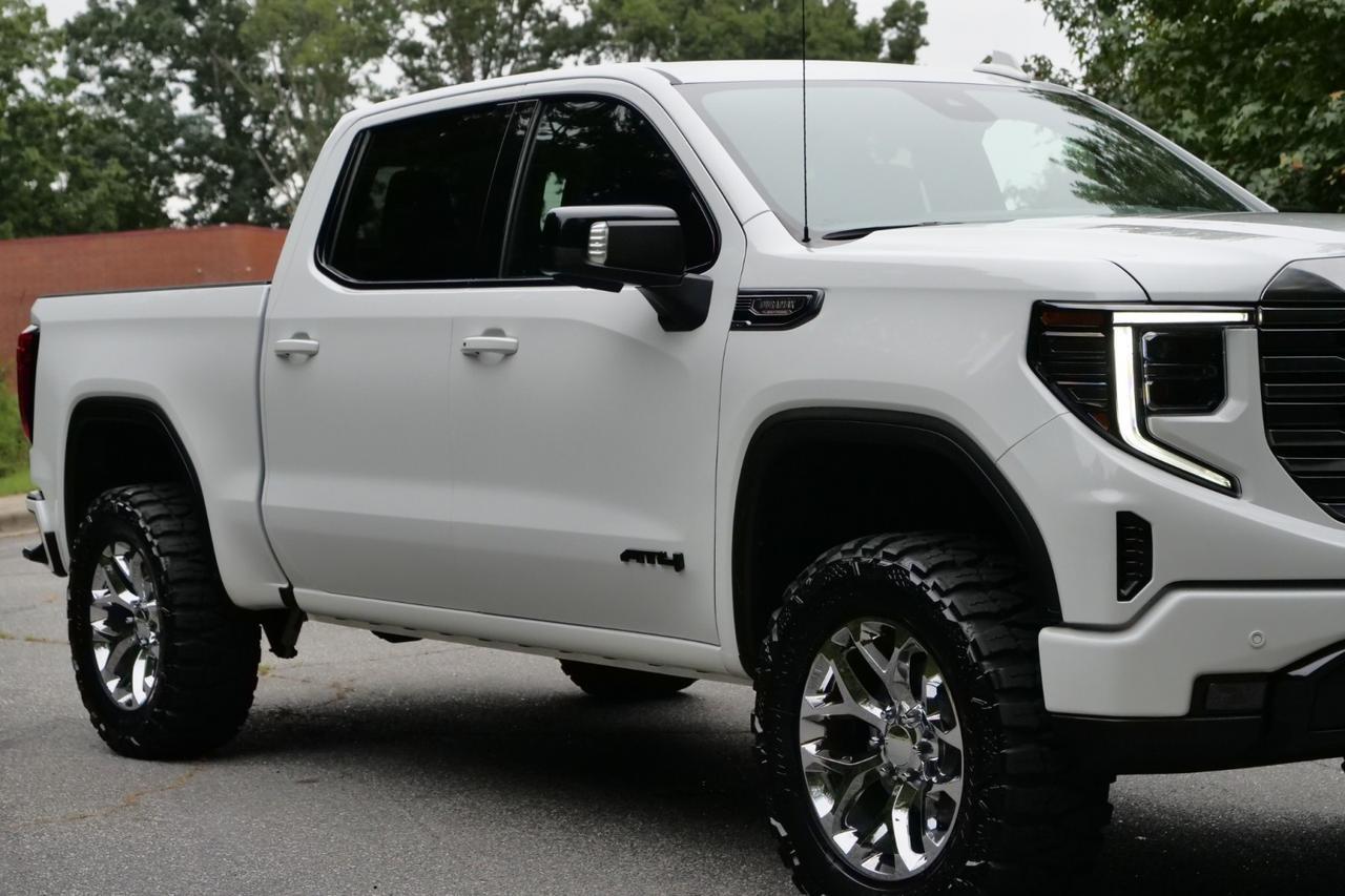 2024 GMC Sierra 1500 AT4 4X4 / Duramax Diesel / Technology Package! High Point NC