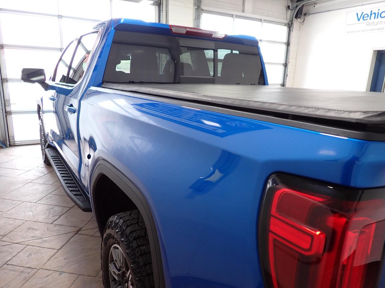 2024 GMC Sierra 1500 AT4 CREW CAB AT4 5.5 BOX *DIESEL* LEATHER NAVI SUNROOF Listowel ON