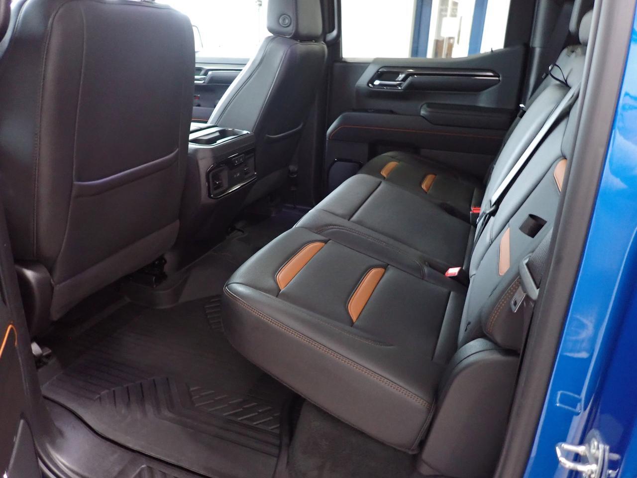 2024 GMC Sierra 1500 AT4 CREW CAB AT4 5.5 BOX *DIESEL* LEATHER NAVI SUNROOF Listowel ON