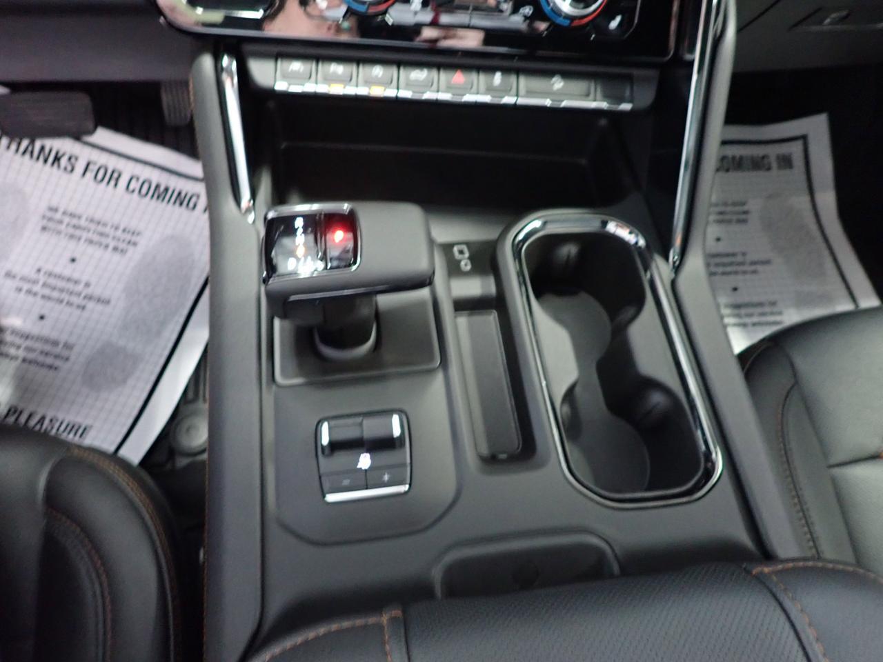 2024 GMC Sierra 1500 AT4 CREW CAB AT4 *DIESEL* LEATHER NAVI SUNROOF Listowel ON