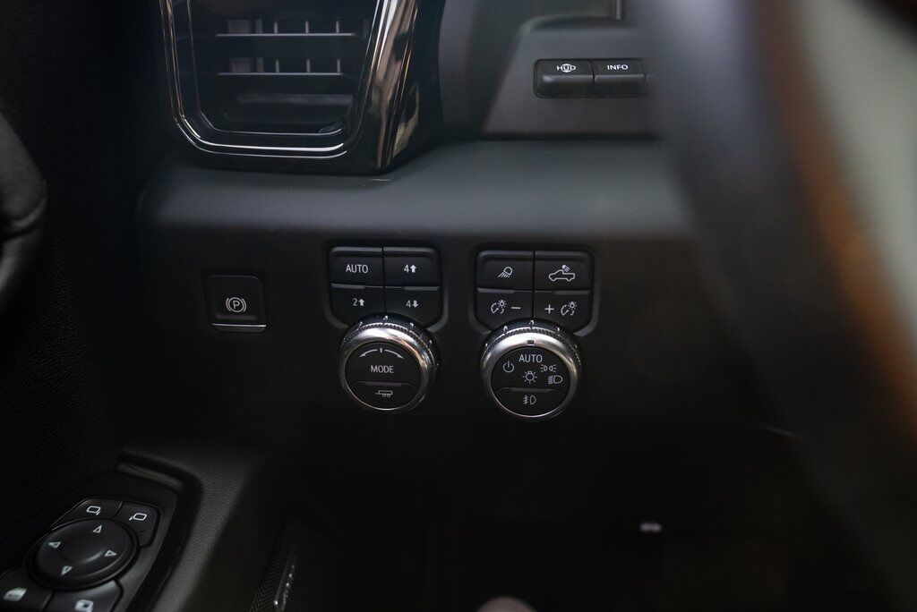 2024 GMC Sierra 1500 AT4 Milwaukie OR
