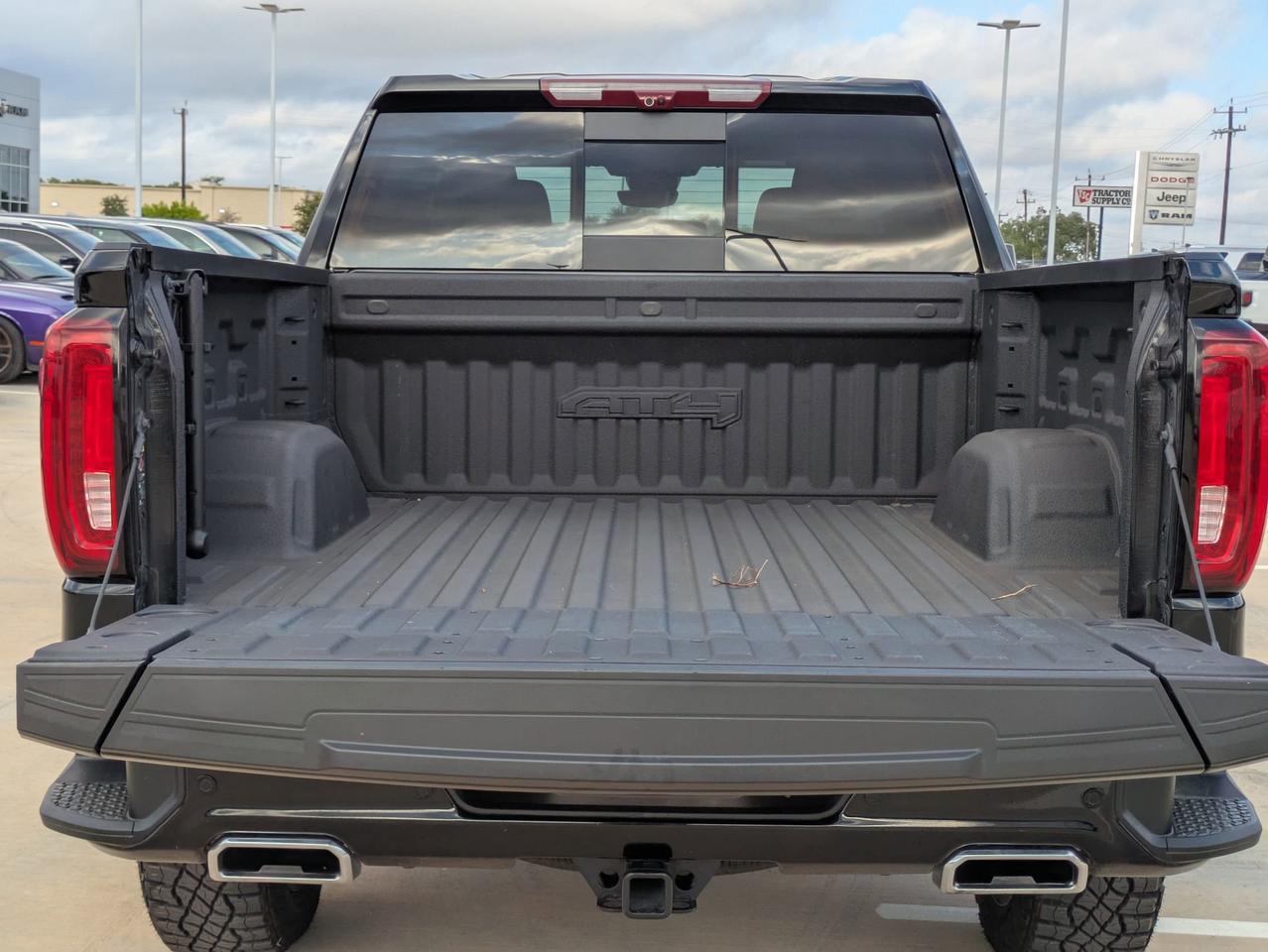 2024 GMC Sierra 1500 AT4 Castroville TX