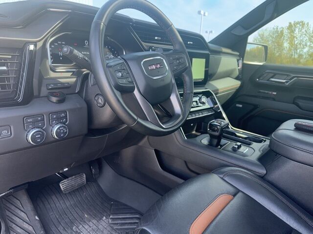 2024 GMC Sierra 1500 AT4 West Burlington IA