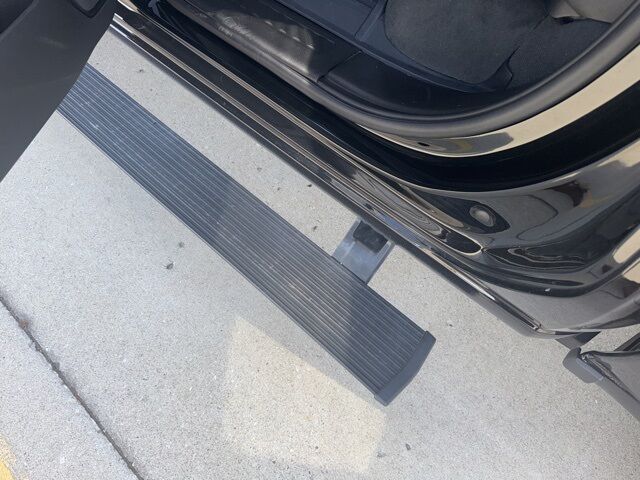 2024 GMC Sierra 1500 AT4 West Burlington IA