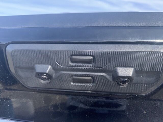 2024 GMC Sierra 1500 AT4 West Burlington IA