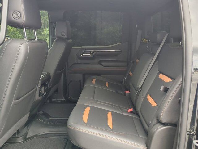 2024 GMC Sierra 1500 AT4 Winder GA