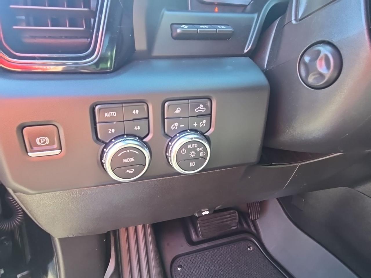 2024 GMC Sierra 1500 AT4 Fredericksburg VA