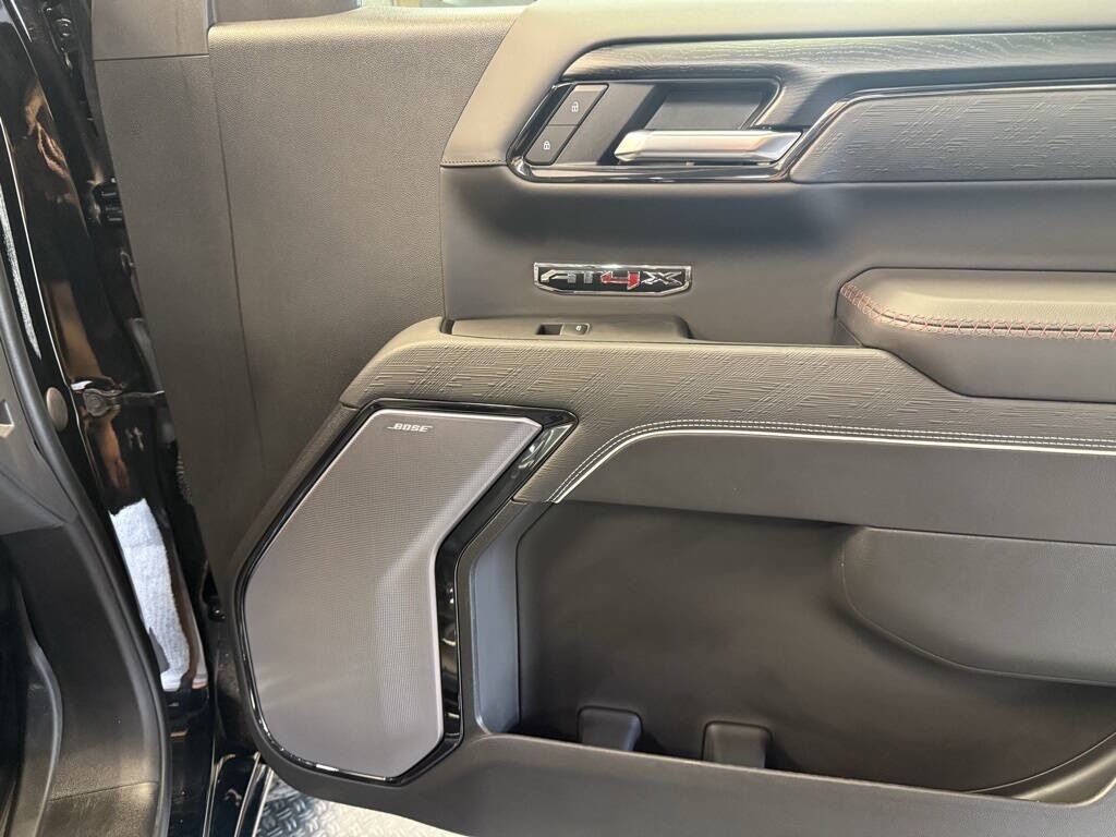 2024 GMC Sierra 1500 AT4X Royal Oak MI