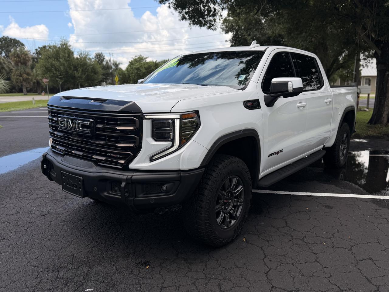 2024 GMC Sierra 1500 AT4X