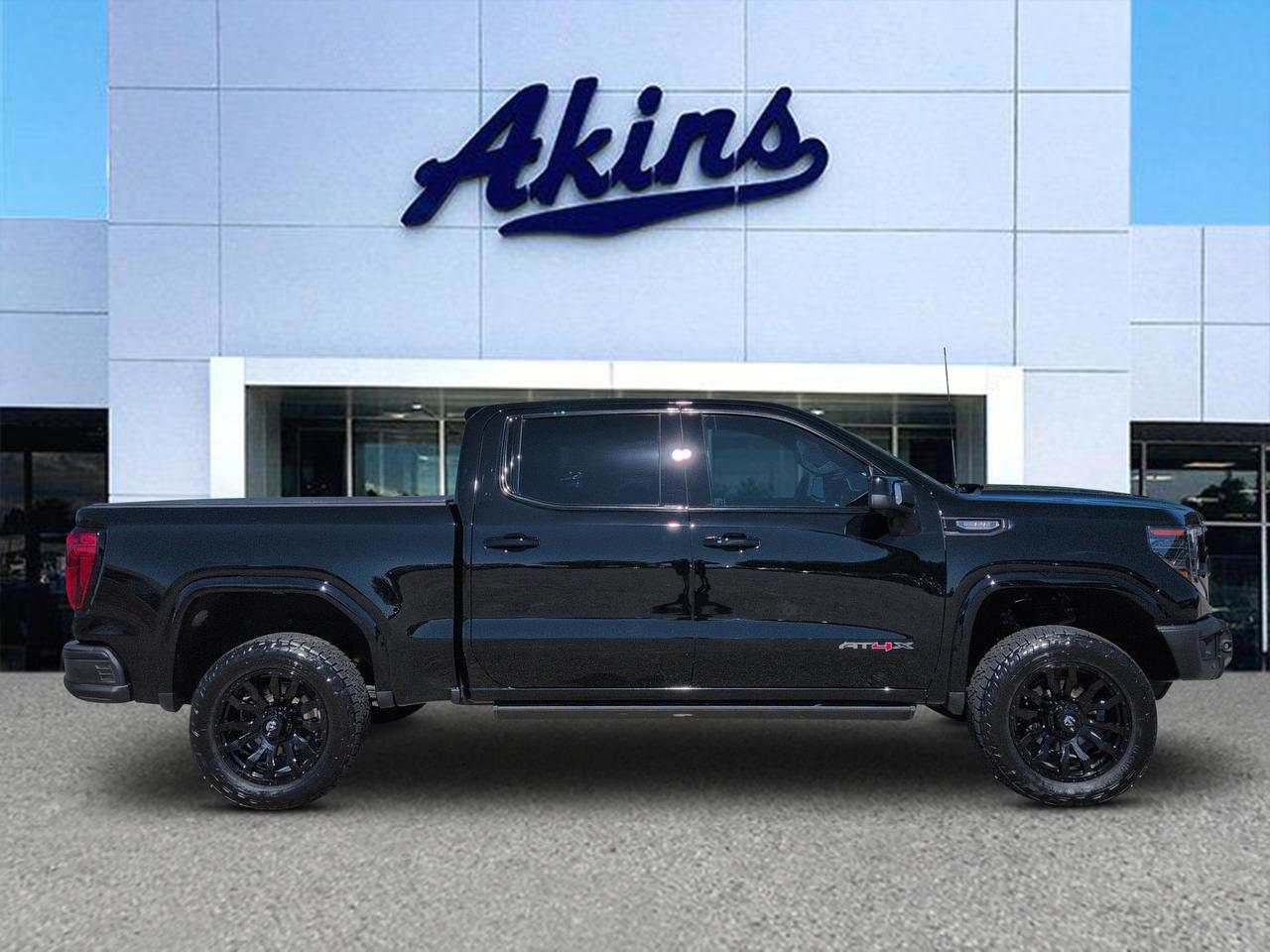 2024 GMC Sierra 1500 AT4X