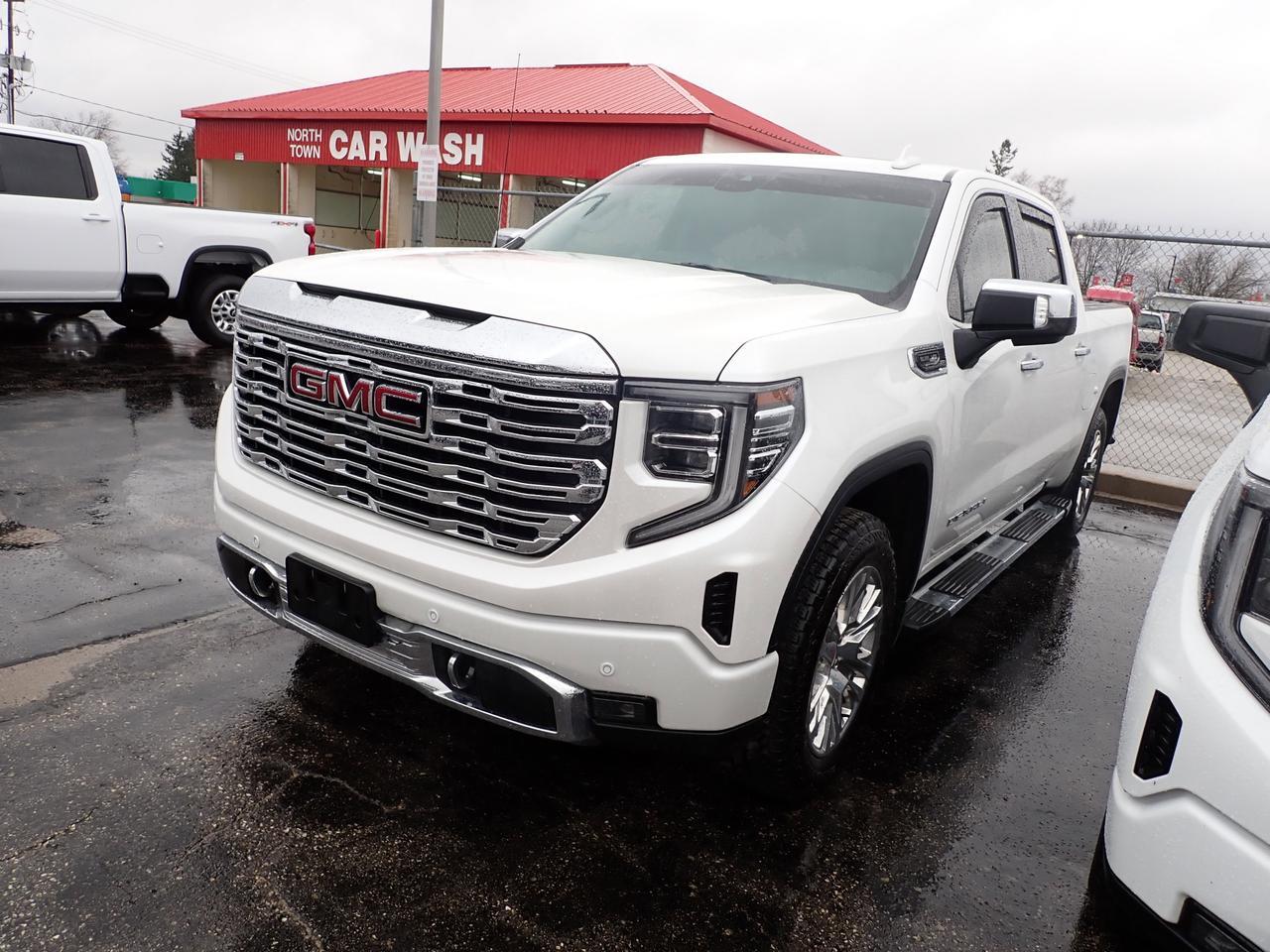 2024 GMC Sierra 1500 Denali 4WD CREW CAB 5'8 BOX SUNROOF Listowel ON