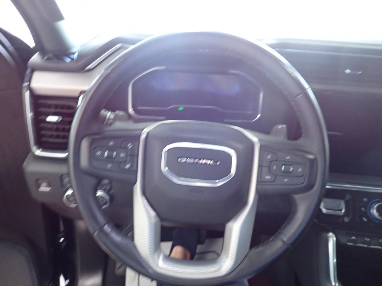 2024 GMC Sierra 1500 Denali 4WD CREW CAB 5'8" BOX LEATHER NAVI Listowel ON
