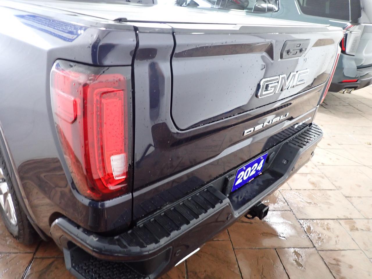 2024 GMC Sierra 1500 Denali 4WD CREW CAB *DIESEL* LEATHER NAVI SUNROOF 5'8" BOX Listowel ON