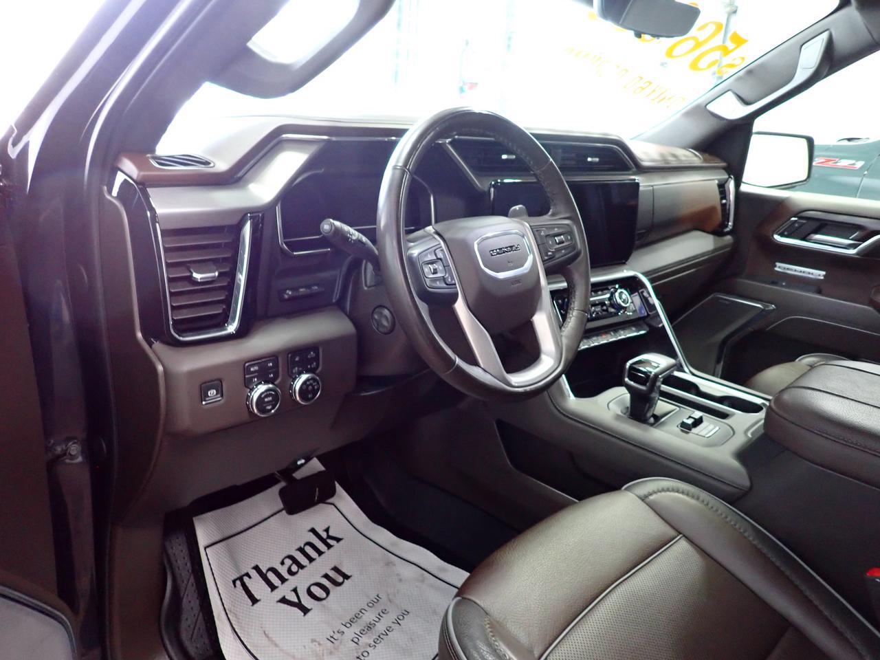2024 GMC Sierra 1500 Denali 4WD CREW CAB *DIESEL* LEATHER NAVI SUNROOF 5'8" BOX Listowel ON