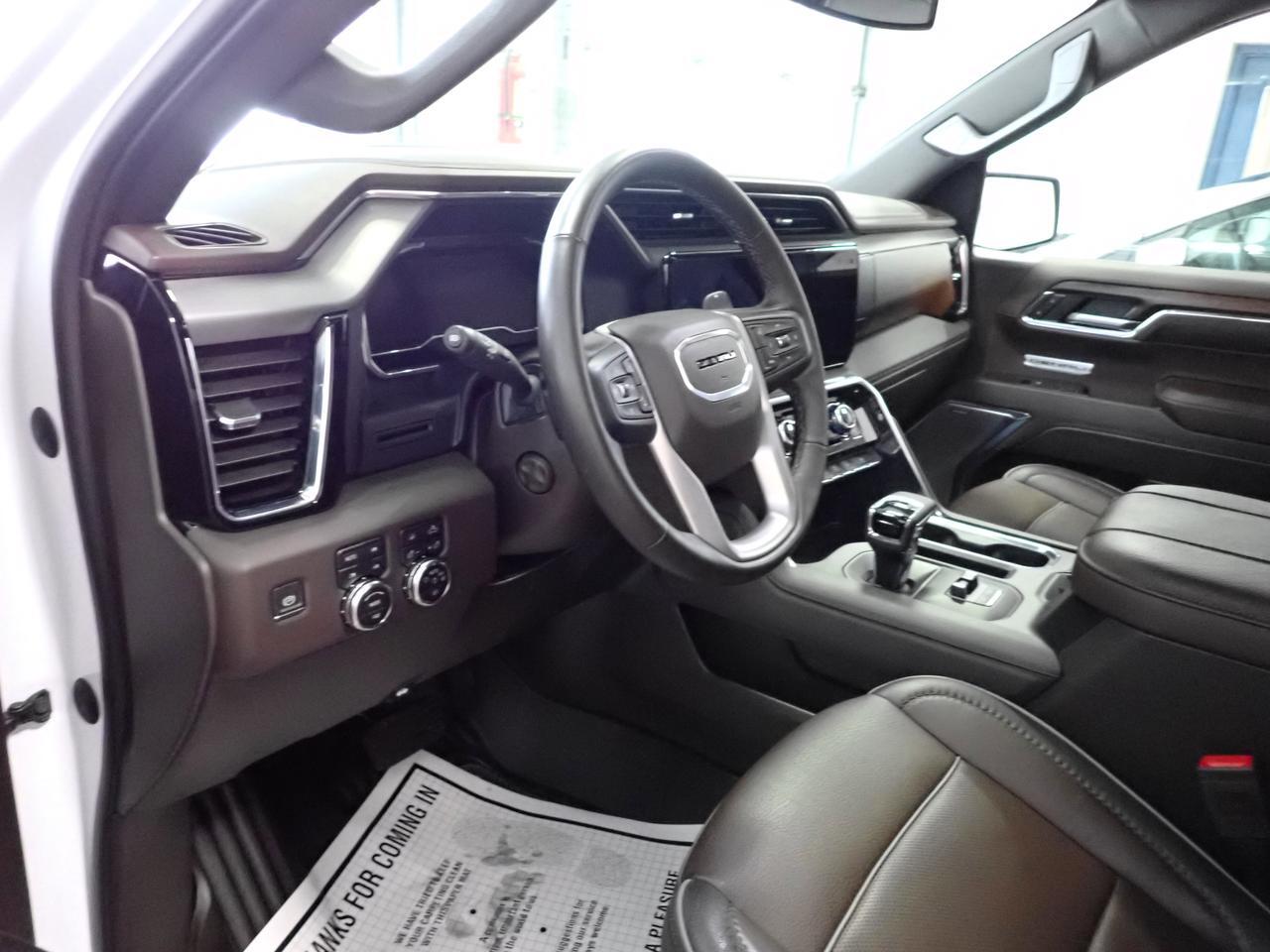 2024 GMC Sierra 1500 Denali 4WD CREW CAB *DIESEL* LEATHER NAVI SUNROOF Listowel ON