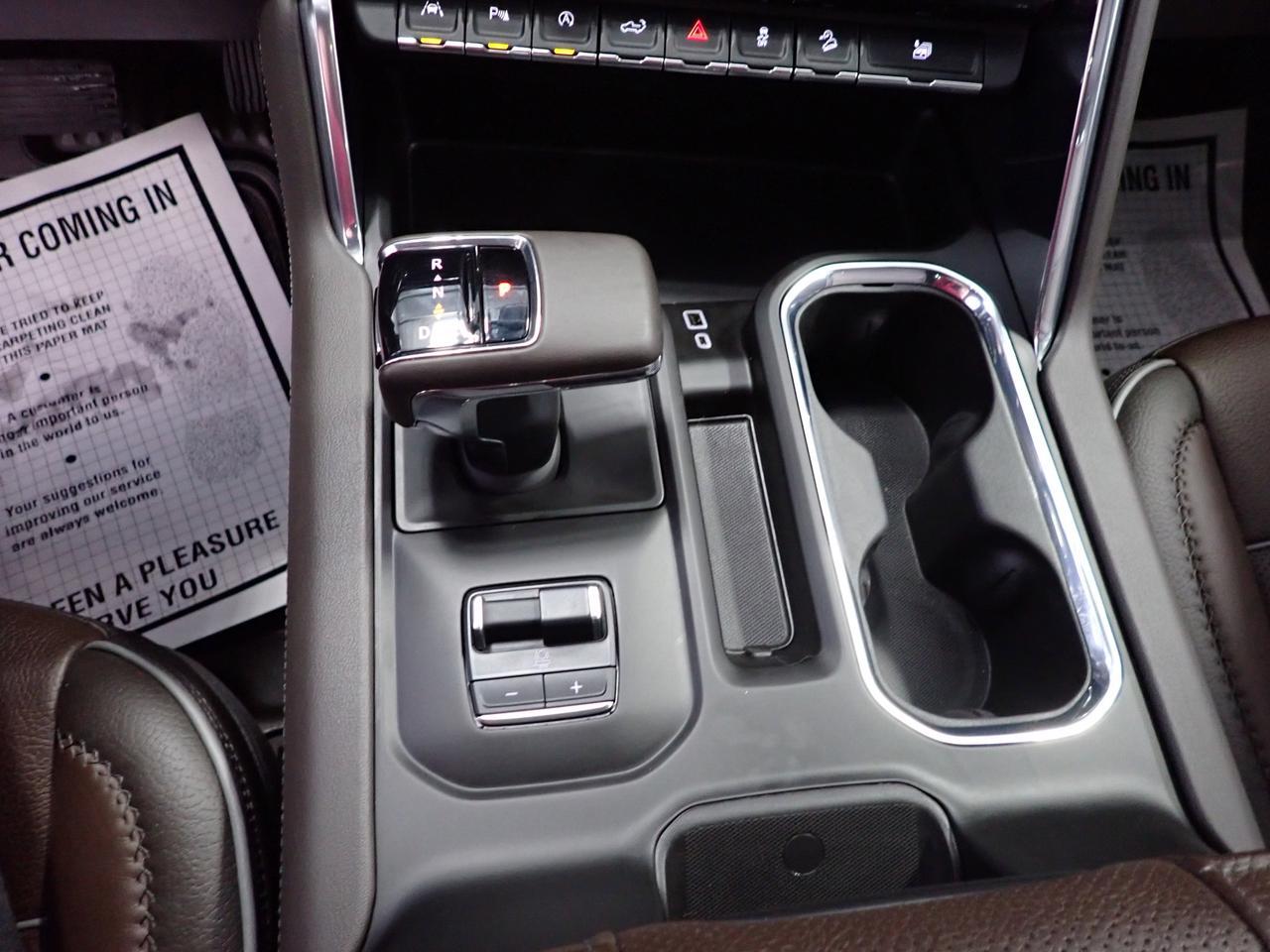 2024 GMC Sierra 1500 Denali 4WD CREW CAB *DIESEL* LEATHER NAVI SUNROOF Listowel ON