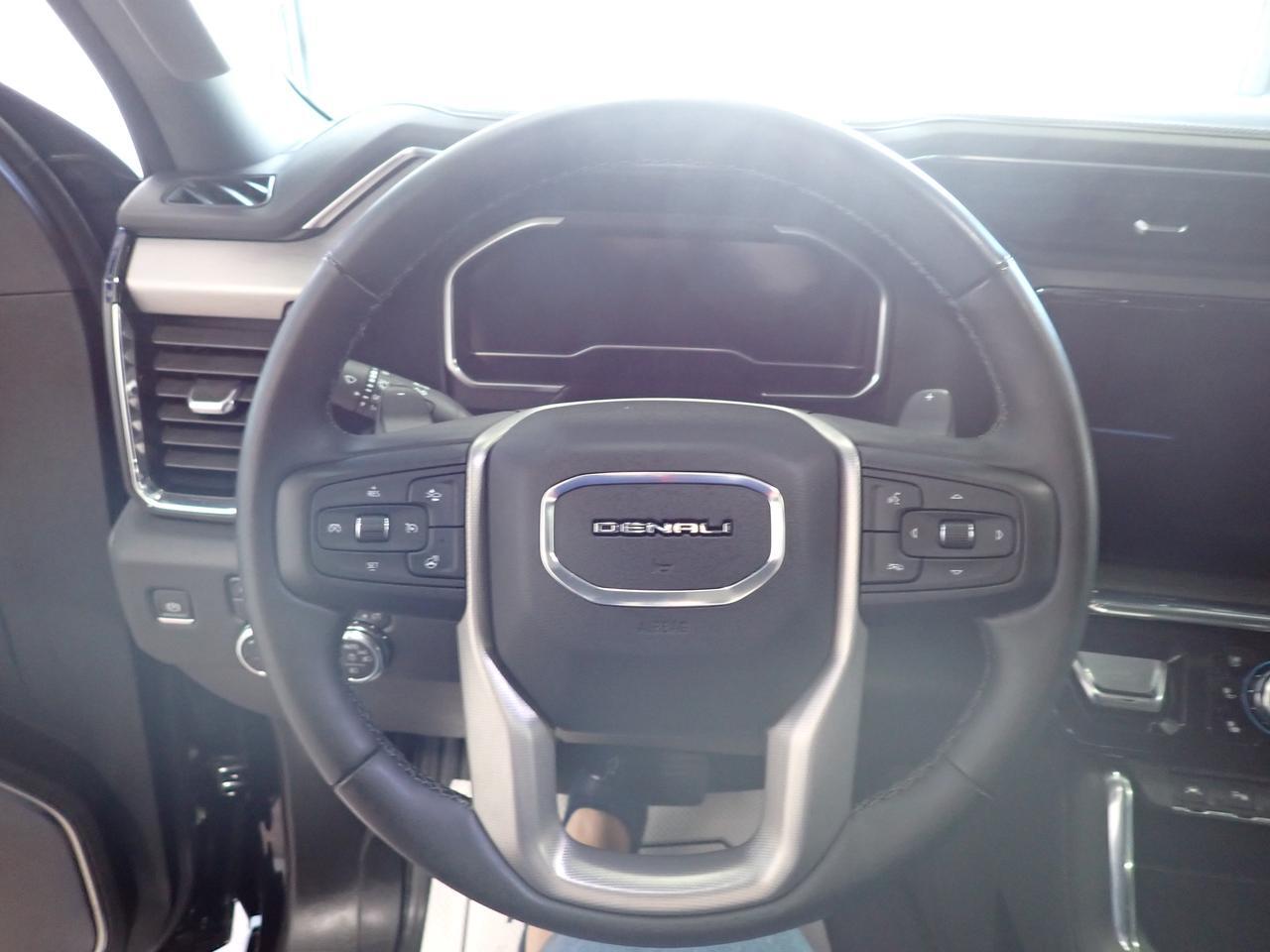 2024 GMC Sierra 1500 Denali 4WD CREW CAB *DIESEL* LEATHER SUNROOF LEATHER Listowel ON