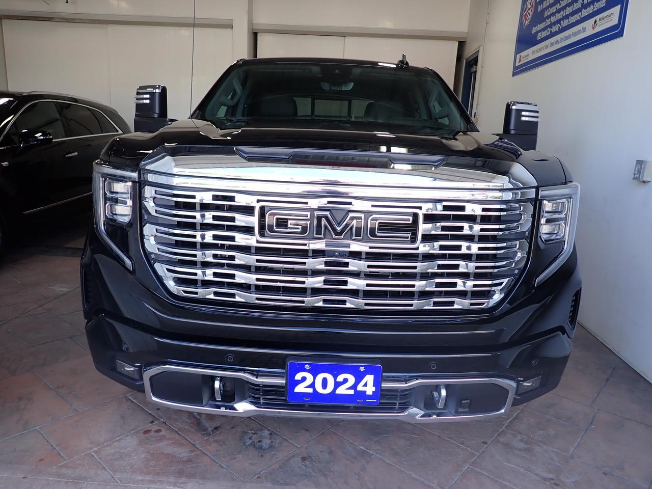 2024 GMC Sierra 1500 Denali 4WD CREW CAB *DIESEL* LEATHER SUNROOF LEATHER Listowel ON
