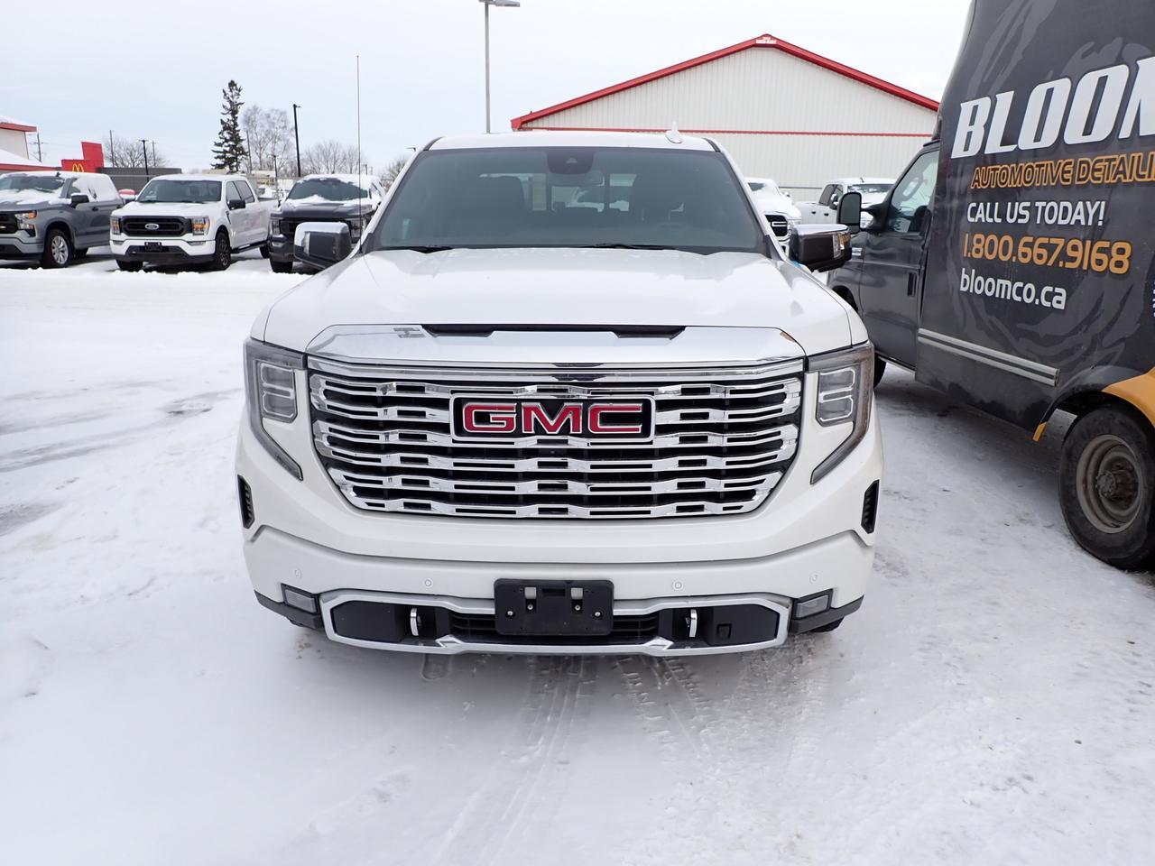 2024 GMC Sierra 1500 Denali 4WD CREW CAB *DIESEL* Listowel ON