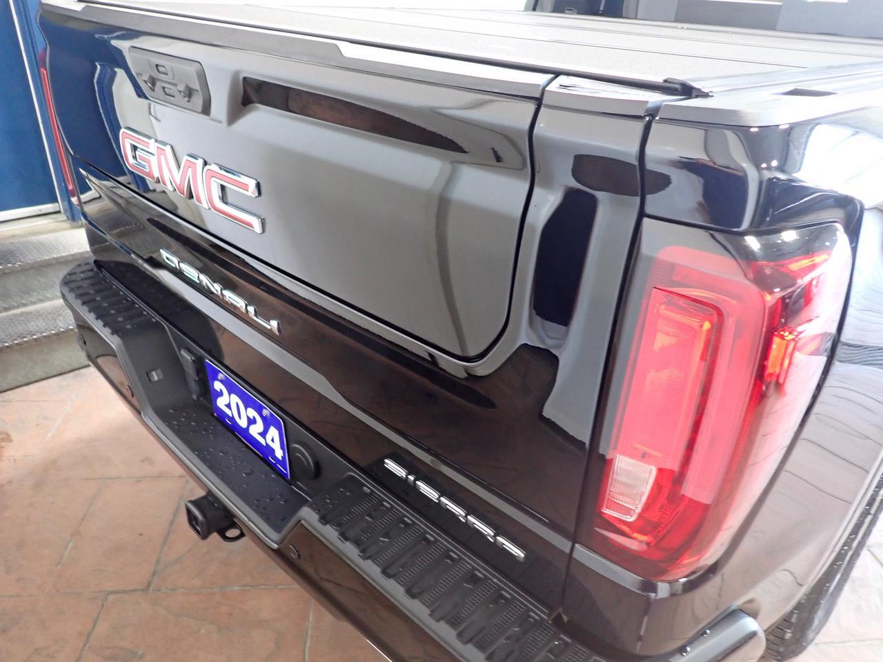 2024 GMC Sierra 1500 Denali 4WD CREW CAB LEATHER NAVI Listowel ON