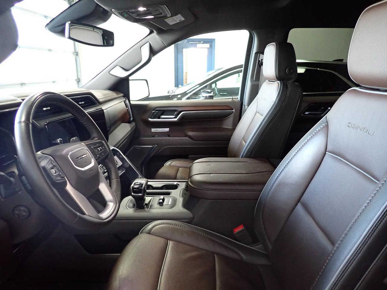 2024 GMC Sierra 1500 Denali 4WD CREW CAB LEATHER NAVI Listowel ON