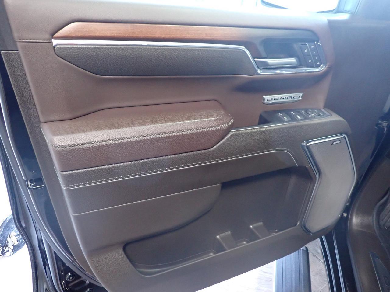 2024 GMC Sierra 1500 Denali 4WD CREW CAB LEATHER NAVI Listowel ON