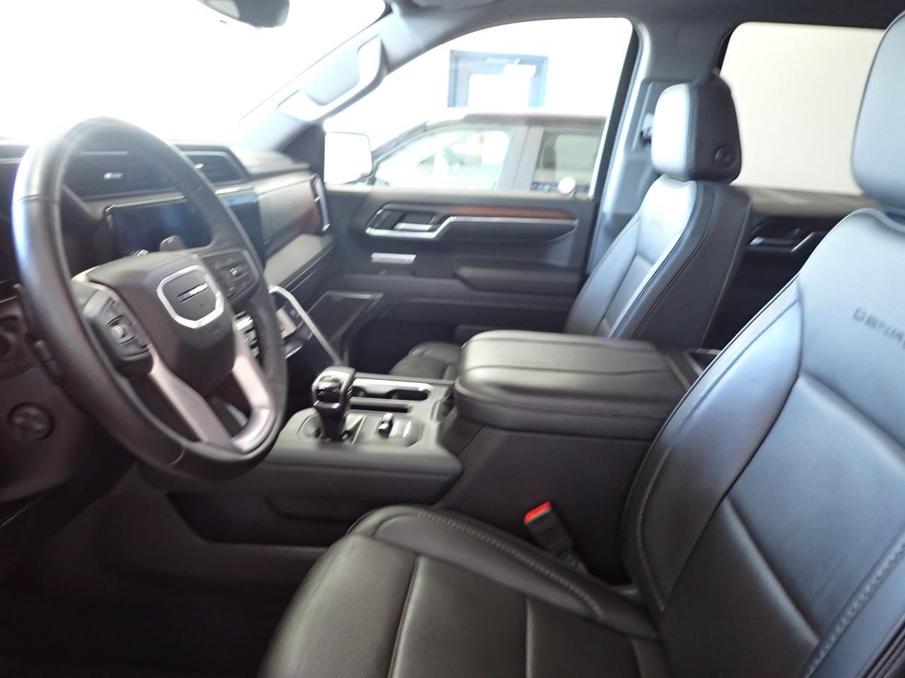 2024 GMC Sierra 1500 Denali 4WD CREW CAB LEATHER NAVI SUNROOF Listowel ON