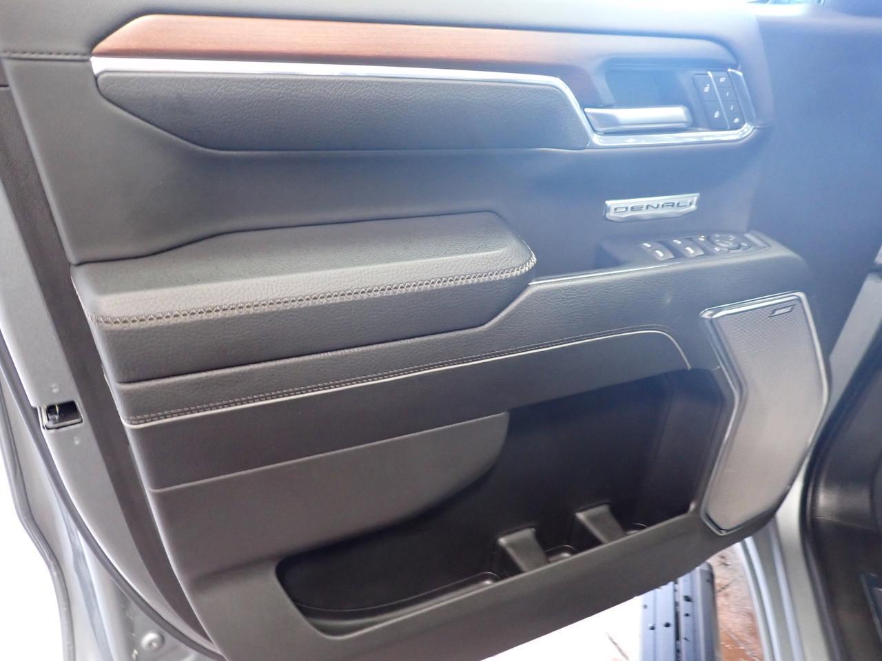 2024 GMC Sierra 1500 Denali 4WD CREW CAB LEATHER RESERVE PKG 22' WH NAVI SUNROOF Listowel ON