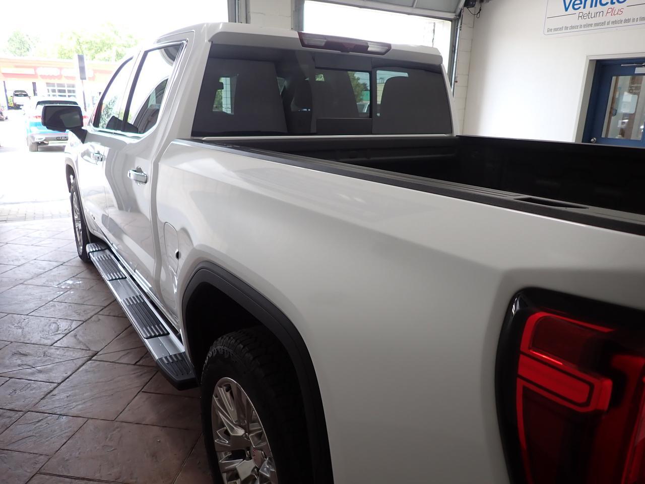 2024 GMC Sierra 1500 Denali 4WD CREW CAB LEATHER SUNROOF Listowel ON