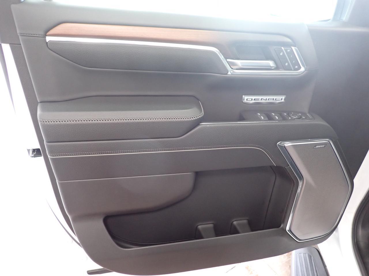 2024 GMC Sierra 1500 Denali 4WD CREW CAB LEATHER SUNROOF Listowel ON