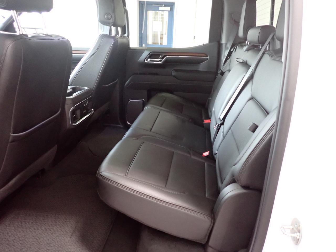 2024 GMC Sierra 1500 Denali 4WD CREW CAB LEATHER SUNROOF Listowel ON