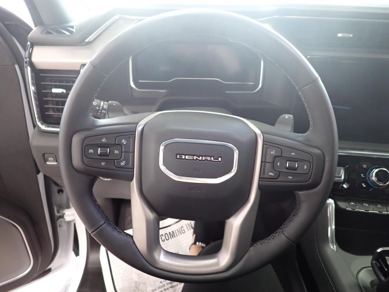 2024 GMC Sierra 1500 Denali 4WD CREW CAB LEATHER SUNROOF Listowel ON