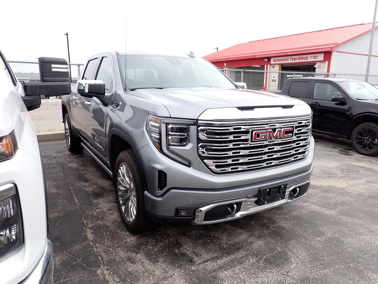 2024 GMC Sierra 1500 Denali 4WD CREW CAB