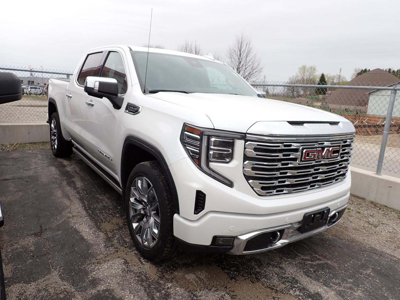 2024 GMC Sierra 1500 Denali 4WD CREW CAB