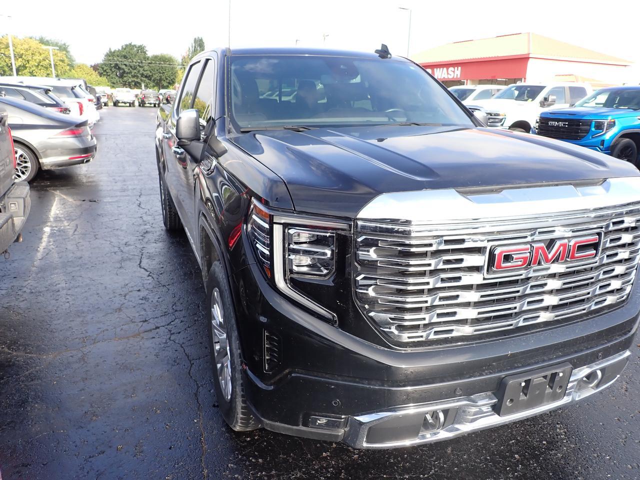 2024 GMC Sierra 1500 Denali 4WD CREW CAB