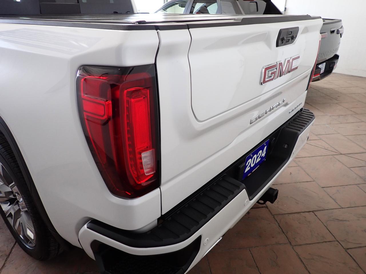 2024 GMC Sierra 1500 Denali 4WD CREW CAB RESERVE LEATHER SUNROOF PWR BOARD 5'8" BOX Listowel ON