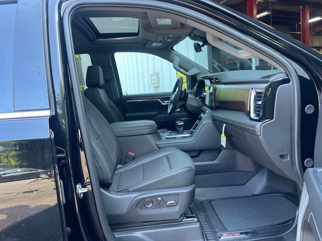 2024 GMC Sierra 1500 Denali Orange MA