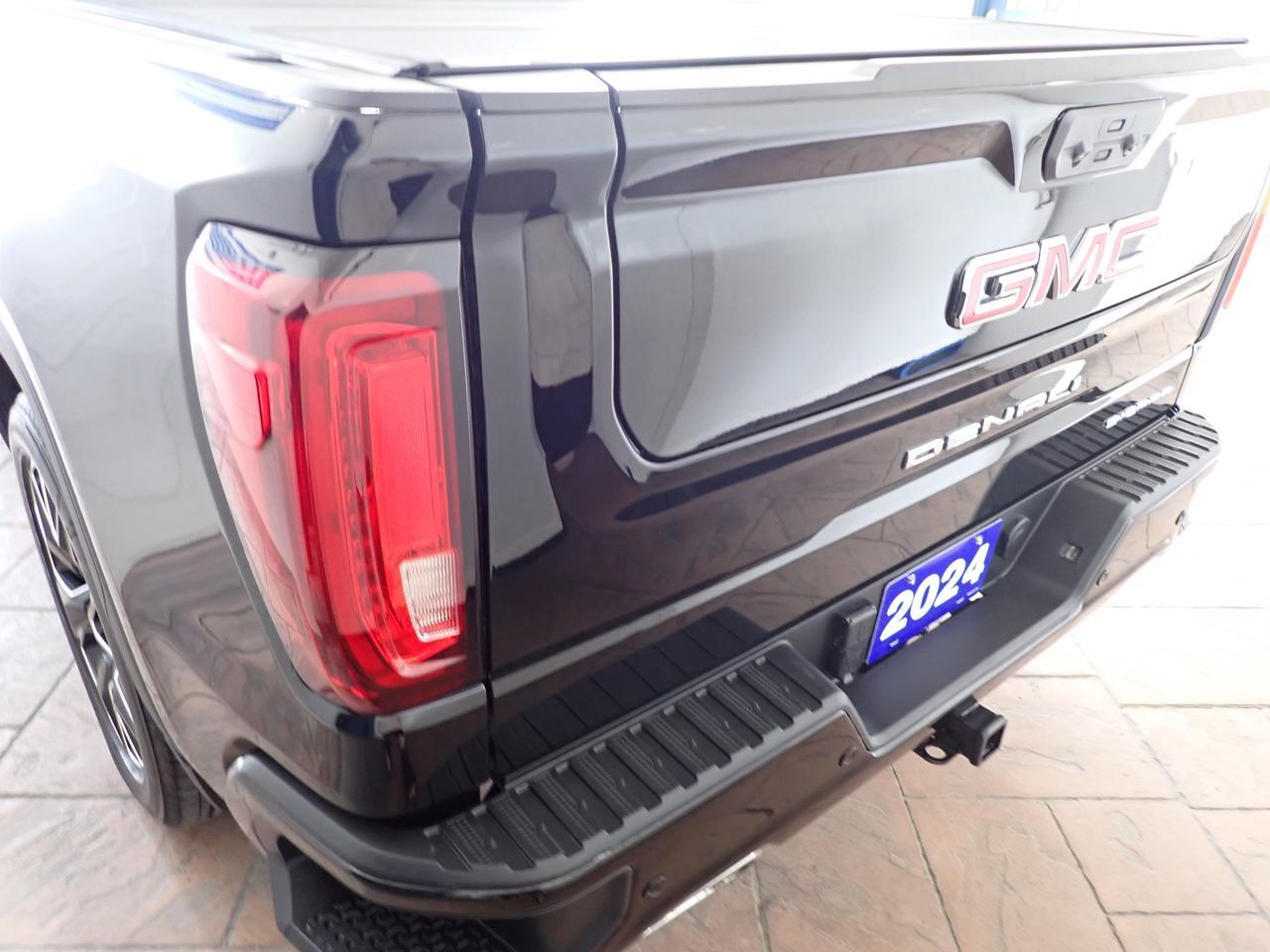 2024 GMC Sierra 1500 Denali RESERVE 4WD LEATHER SUNROOF CREW CAB 22' CARBON WHEELS Listowel ON