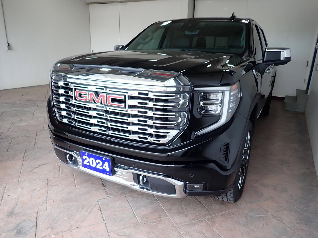 2024 GMC Sierra 1500 Denali RESERVE 4WD LEATHER SUNROOF CREW CAB 22' CARBON WHEELS Listowel ON