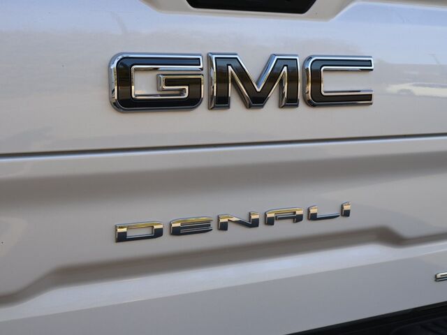 2024 GMC Sierra 1500 Denali Ultimate Oshkosh WI 2024 GMC Sierra 1500 Denali Ultimate Oshkosh WI