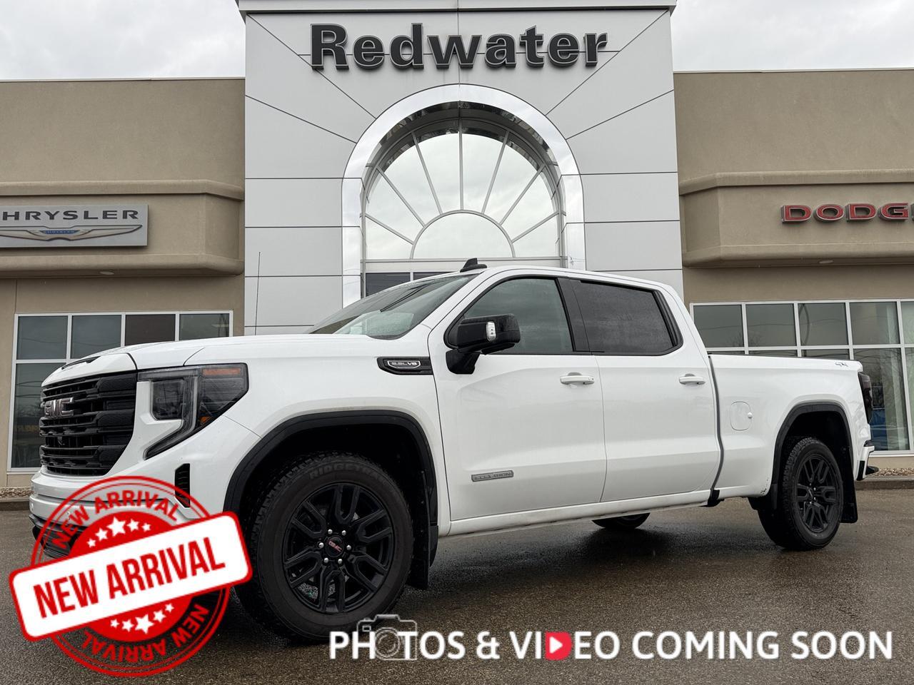 2024 GMC Sierra 1500 Elevation | V8 | MultiPro Tailgate | Heated Seats | Remote Start | 20IN Black Wheels | Low KM