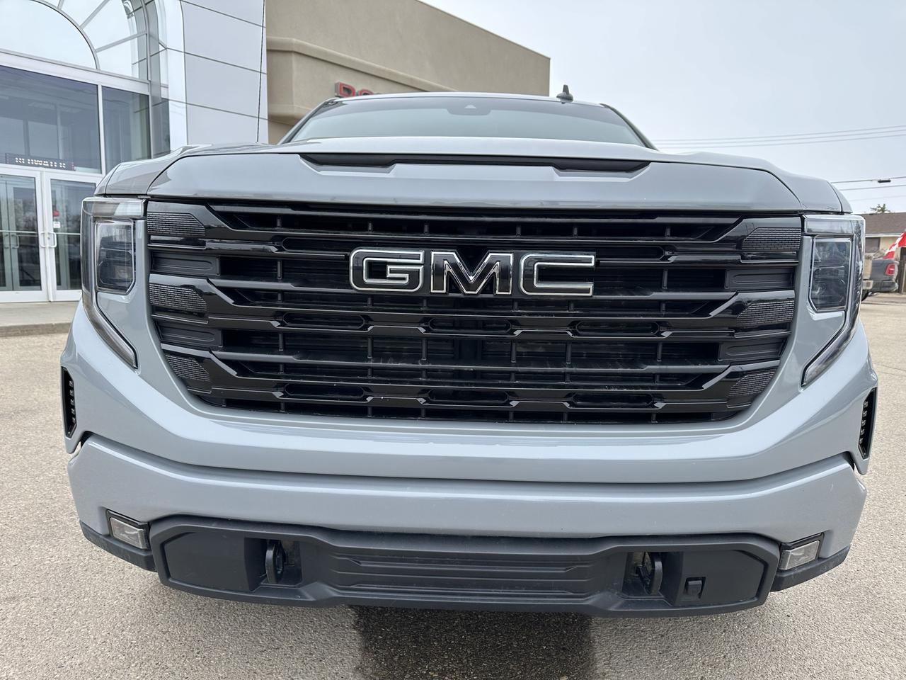 2024 GMC Sierra 1500 Elevation | V8 Engine | 4WD | NAV | Heated Seats | Remote Start | Backup Camera | Towing Capability Redwater AB