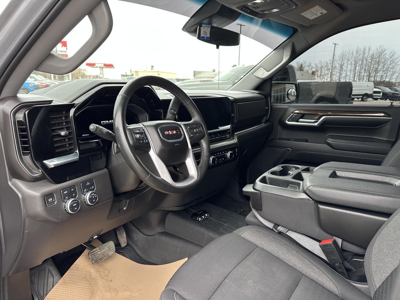 2024 GMC Sierra 1500 Elevation | V8 Engine | 4WD | NAV | Heated Seats | Remote Start | Backup Camera | Towing Capability Redwater AB