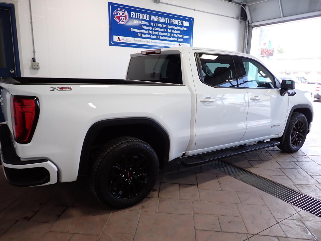 2024 GMC Sierra 1500 Elevation 4WD CREW CAB 5'8 BOX BUCKET SEATS X31 PKG Listowel ON