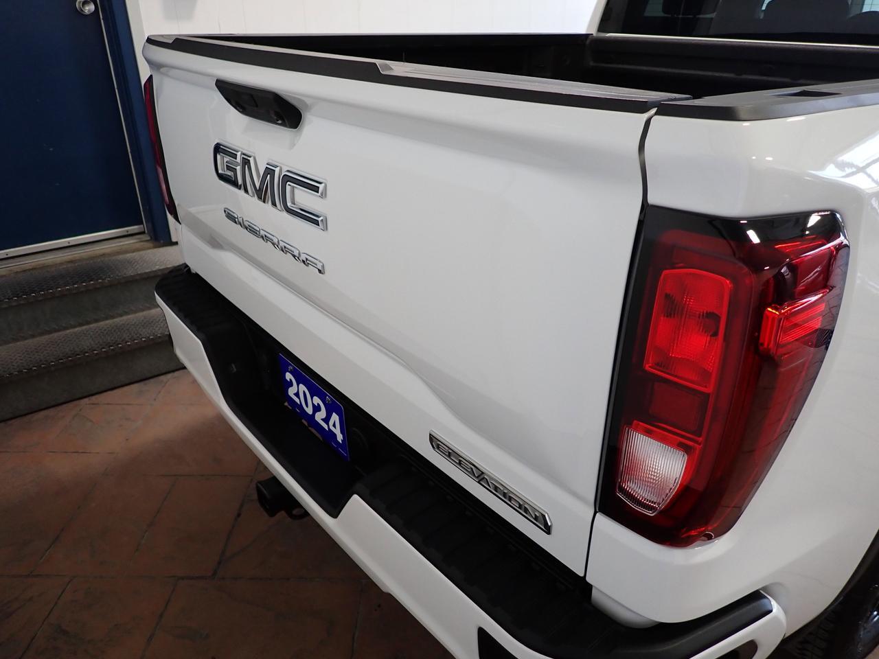 2024 GMC Sierra 1500 Elevation 4WD CREW CAB 5'8 BOX BUCKET SEATS X31 PKG Listowel ON