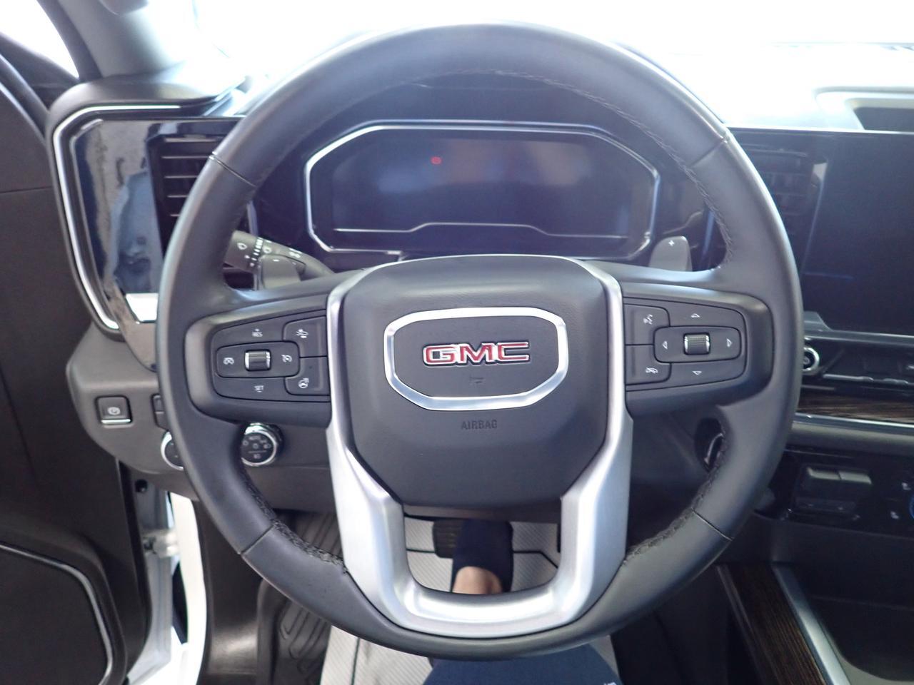 2024 GMC Sierra 1500 Elevation 4WD CREW CAB 5'8 BOX BUCKET SEATS X31 PKG Listowel ON