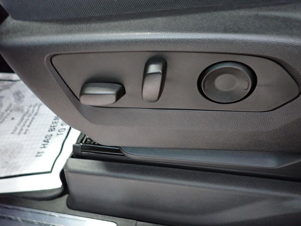 2024 GMC Sierra 1500 Elevation 4WD CREW CAB 5'8" BOX Listowel ON