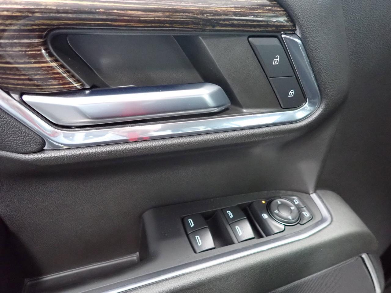 2024 GMC Sierra 1500 Elevation 4WD CREW CAB 5'8" BOX Listowel ON