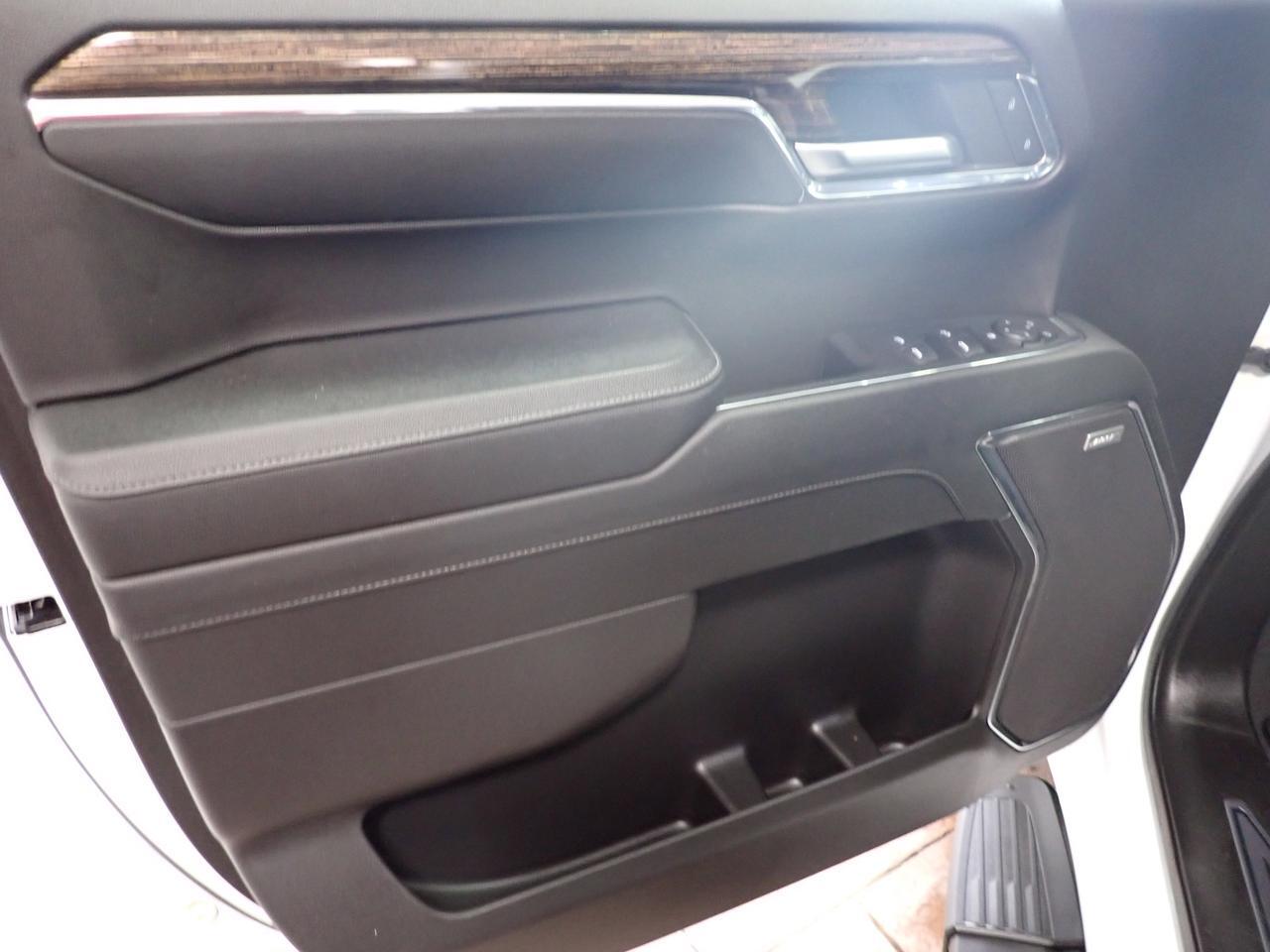 2024 GMC Sierra 1500 Elevation 4WD CREW CAB Listowel ON