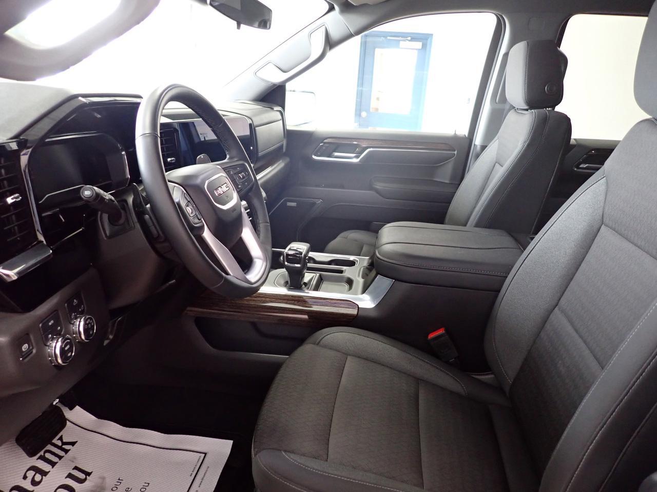 2024 GMC Sierra 1500 Elevation 4WD CREW CAB Listowel ON